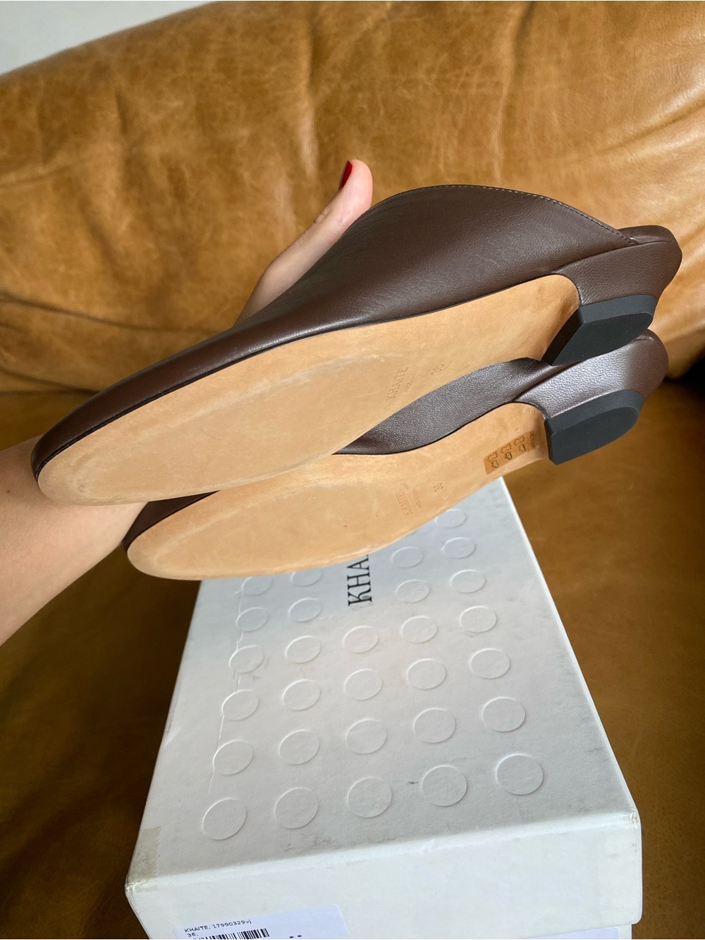 Khaite Otto Brown Leather Mules. Size 36. - Picture 14 of 15